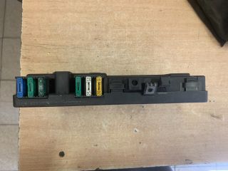 bontott PEUGEOT PARTNER Biztosítéktábla Utastér