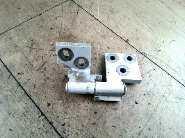 bontott PEUGEOT PARTNER Csomagtérajtó Bal Zsanér