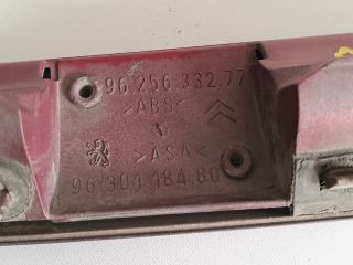 bontott PEUGEOT PARTNER Csomagtérajtó Díszléc