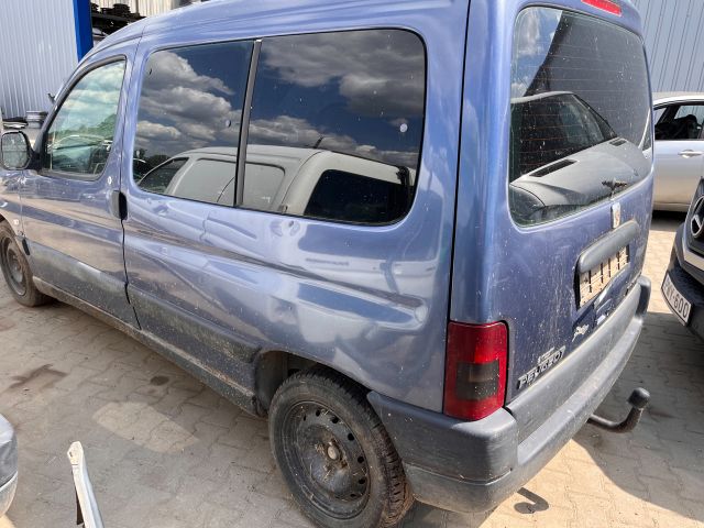 bontott PEUGEOT PARTNER Csomagtérajtó Kárpit