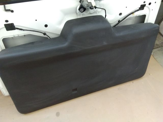 bontott PEUGEOT PARTNER Csomagtérajtó Kárpit