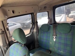 bontott PEUGEOT PARTNER Csomagtérajtó Kárpit