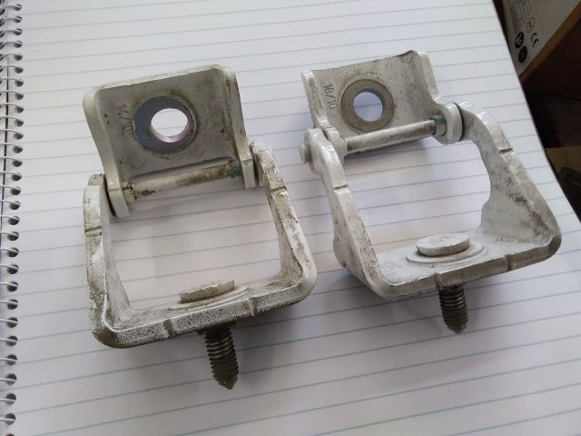 bontott PEUGEOT PARTNER Csomagtérajtó Zsanér