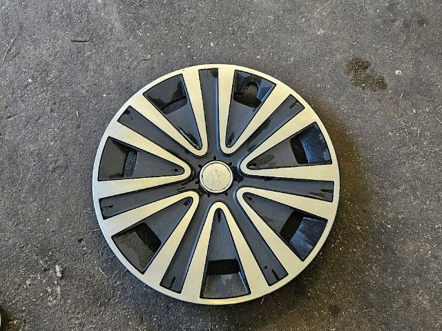 bontott PEUGEOT PARTNER Dísztárcsa (1 db)