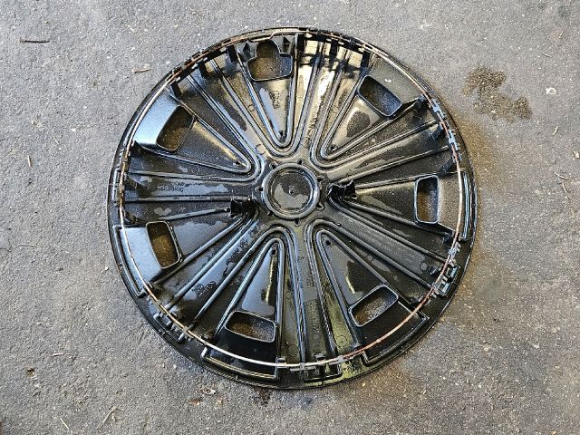 bontott PEUGEOT PARTNER Dísztárcsa (1 db)