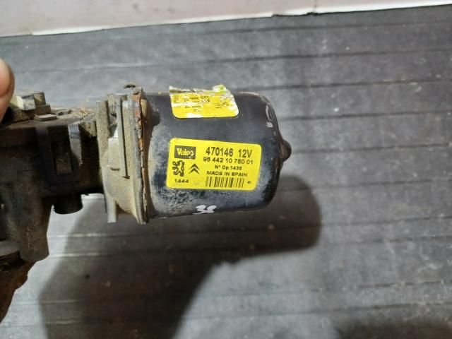 bontott PEUGEOT PARTNER Első Ablaktörlő Motor