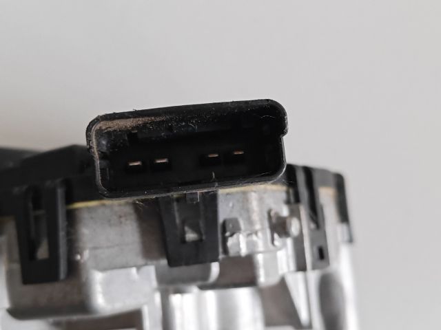 bontott PEUGEOT PARTNER Első Ablaktörlő Motor