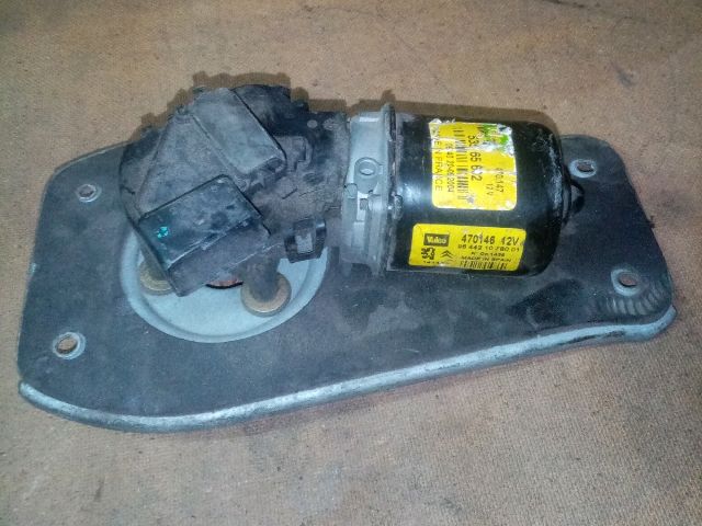 bontott PEUGEOT PARTNER Első Ablaktörlő Motor