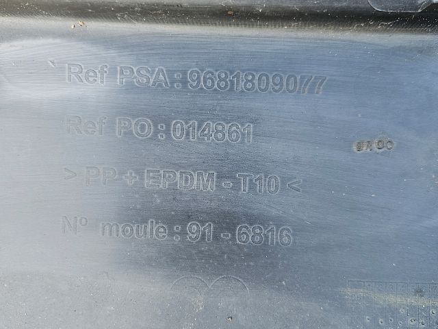 bontott PEUGEOT PARTNER Első Lökhárító Díszléc