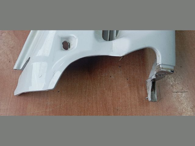 bontott PEUGEOT PARTNER Első Lökhárító Díszléc