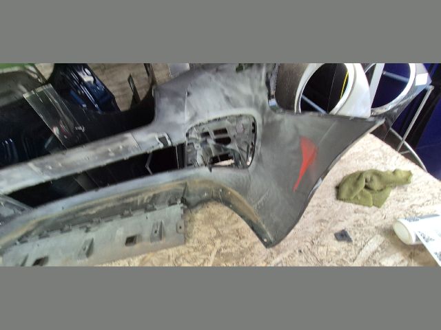 bontott PEUGEOT PARTNER Első Lökhárító (Üresen)