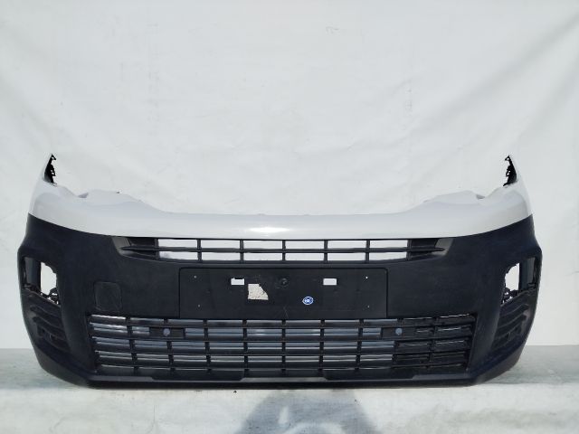 bontott PEUGEOT PARTNER Első Lökhárító (Üresen)