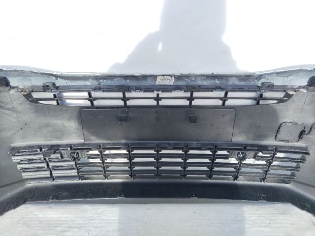 bontott PEUGEOT PARTNER Első Lökhárító (Üresen)