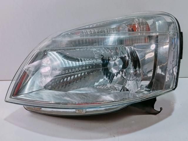 bontott PEUGEOT PARTNER Fényszóró (Pozíciófüggetlen)