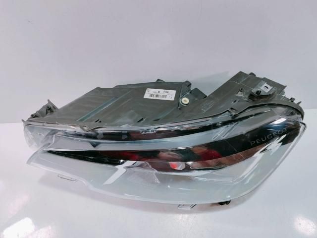 bontott PEUGEOT PARTNER Fényszóró (Pozíciófüggetlen)