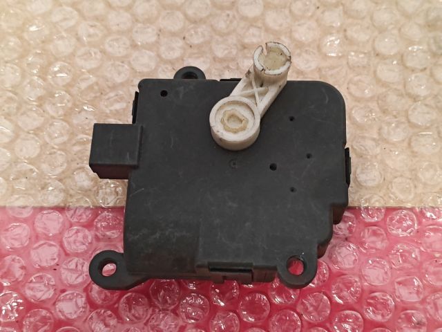 bontott PEUGEOT PARTNER Fűtés Állító Motor