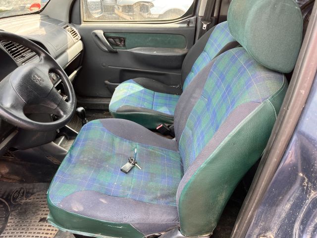 bontott PEUGEOT PARTNER Fűtéskapcsoló (Nem klímás)