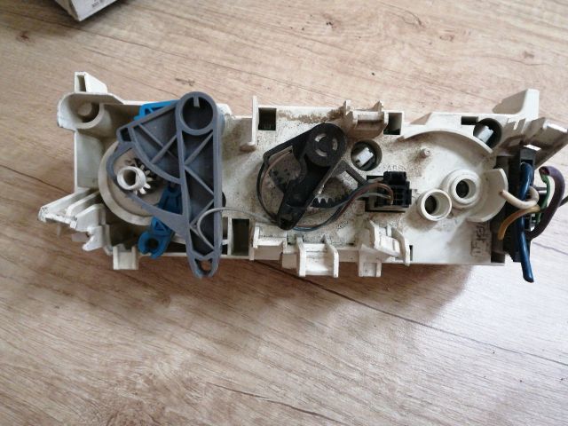 bontott PEUGEOT PARTNER Fűtéskapcsoló (Nem klímás)