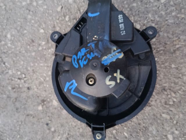 bontott PEUGEOT PARTNER Fűtőmotor (Klímás)