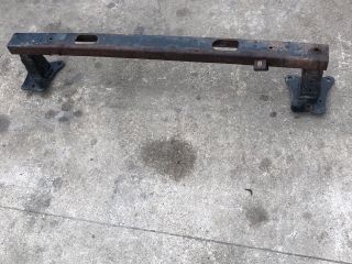 bontott PEUGEOT PARTNER Hátsó Lökhárító Merevítő (Fém)