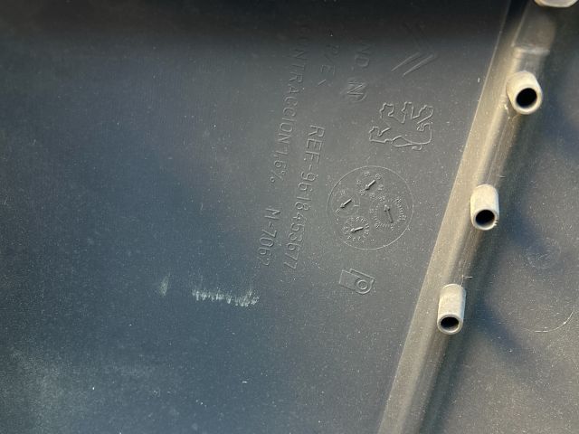 bontott PEUGEOT PARTNER Hátsó Lökhárító (Részeivel)