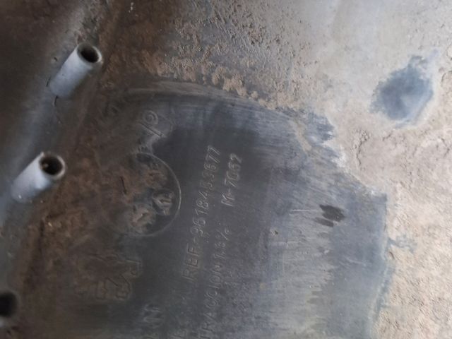 bontott PEUGEOT PARTNER Hátsó Lökhárító (Üresen)