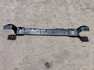 bontott PEUGEOT PARTNER Homlokfal Alsó Tartó