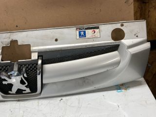 bontott PEUGEOT PARTNER Hűtőrács