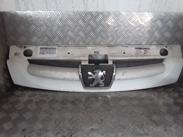 bontott PEUGEOT PARTNER Hűtőrács