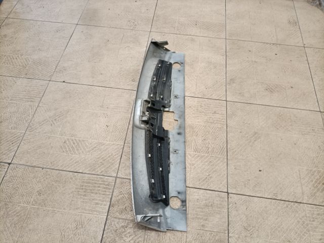 bontott PEUGEOT PARTNER Hűtőrács