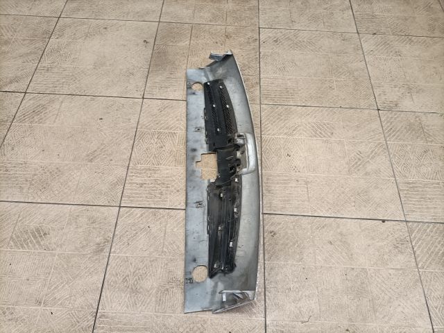 bontott PEUGEOT PARTNER Hűtőrács