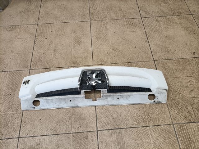 bontott PEUGEOT PARTNER Hűtőrács