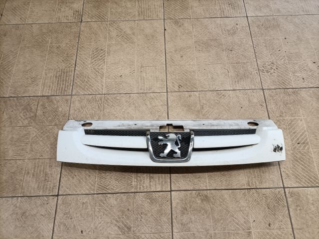 bontott PEUGEOT PARTNER Hűtőrács