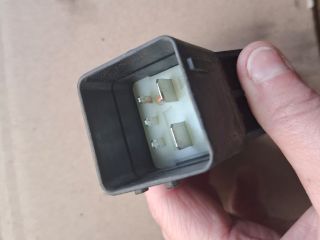 bontott PEUGEOT PARTNER Izzító Relé