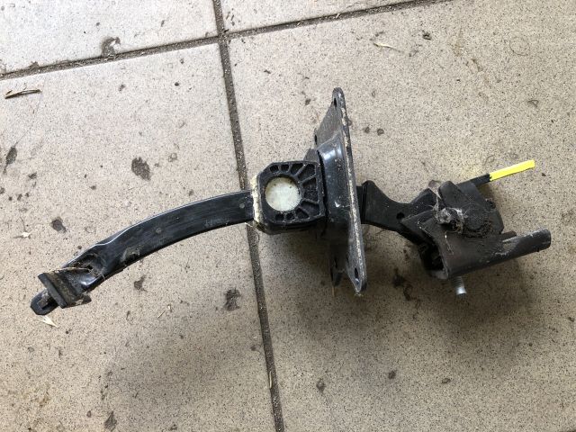 bontott PEUGEOT PARTNER Jobb Csomagtérajtó Ajtóhatároló