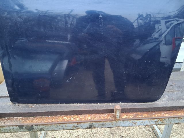 bontott PEUGEOT PARTNER Jobb Csomagtérajtó (Részeivel)