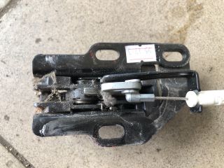 bontott PEUGEOT PARTNER Jobb Csomagtérajtó Zárszerkezet