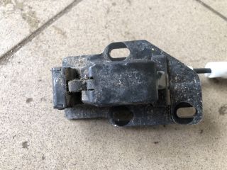 bontott PEUGEOT PARTNER Jobb Csomagtérajtó Zárszerkezet