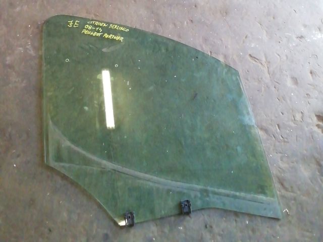 bontott PEUGEOT PARTNER Jobb első Ablak