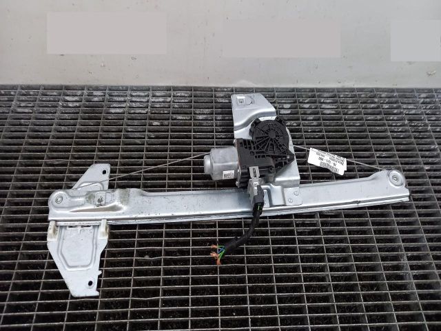 bontott PEUGEOT PARTNER Jobb első Ablakemelő Szerkezet (Elektromos)