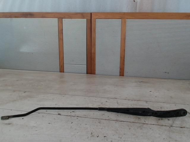 bontott PEUGEOT PARTNER Jobb első Ablaktörlő Kar