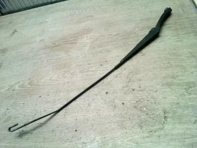 bontott PEUGEOT PARTNER Jobb első Ablaktörlő Kar