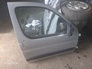 bontott PEUGEOT PARTNER Jobb első Ajtó (Részeivel)