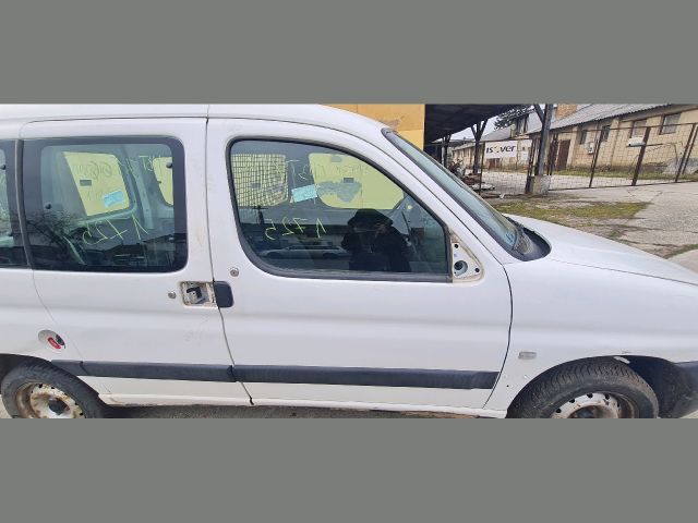 bontott PEUGEOT PARTNER Jobb első Ajtó (Üres lemez)