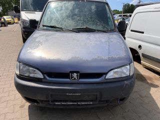 bontott PEUGEOT PARTNER Jobb első Ajtó (Üres lemez)