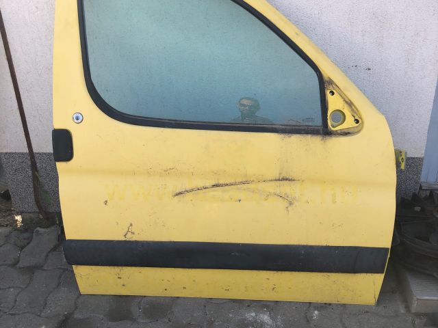 bontott PEUGEOT PARTNER Jobb első Ajtó (Üres lemez)