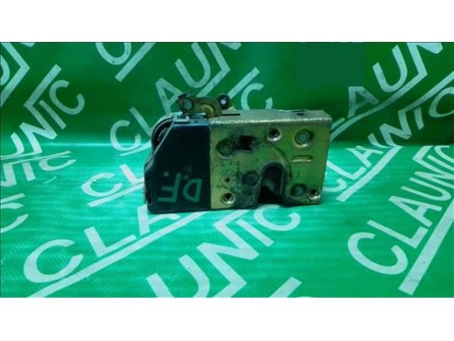 bontott PEUGEOT PARTNER Jobb első Ajtózár