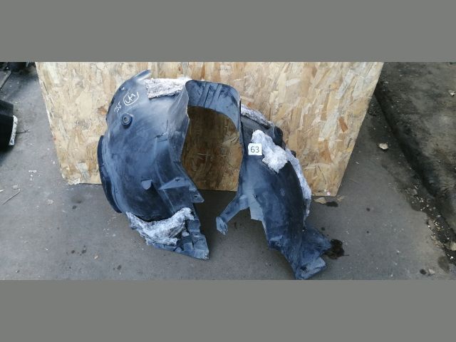 bontott PEUGEOT PARTNER Jobb első Első Dobbetét (Kerékjárati, Műanyag)