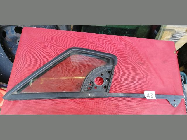 bontott PEUGEOT PARTNER Jobb első Fixüveg (Ajtóban)