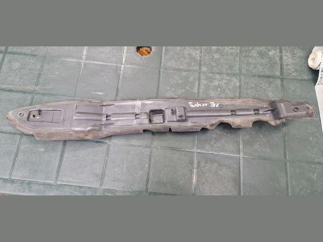 bontott PEUGEOT PARTNER Jobb első Sárvédő Zajszigetelés